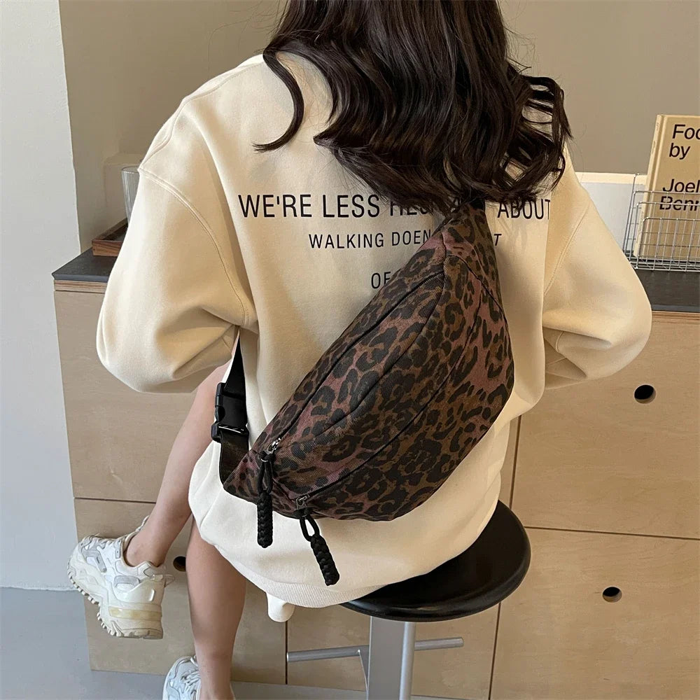 Sac banane léopard  en toile