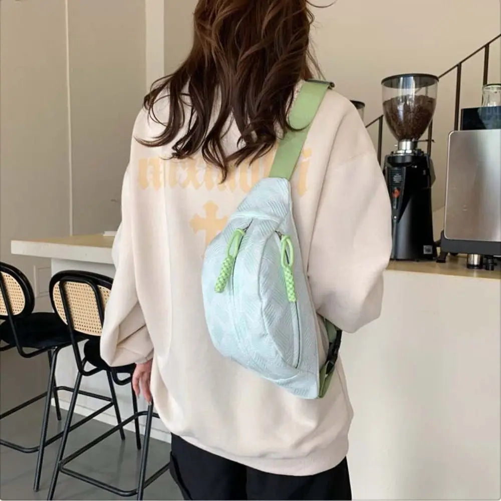 sac banane femme tendance à poitrine solide