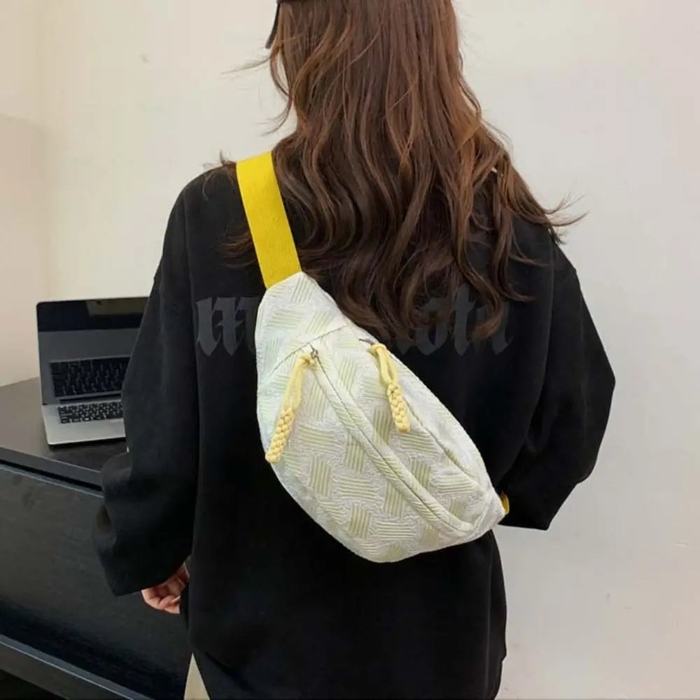 sac banane femme tendance à poitrine solide